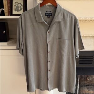 JOSEPH & FEISS 100% Silk Short Sleeve Camp Shirt XL soft Gray Luxe
